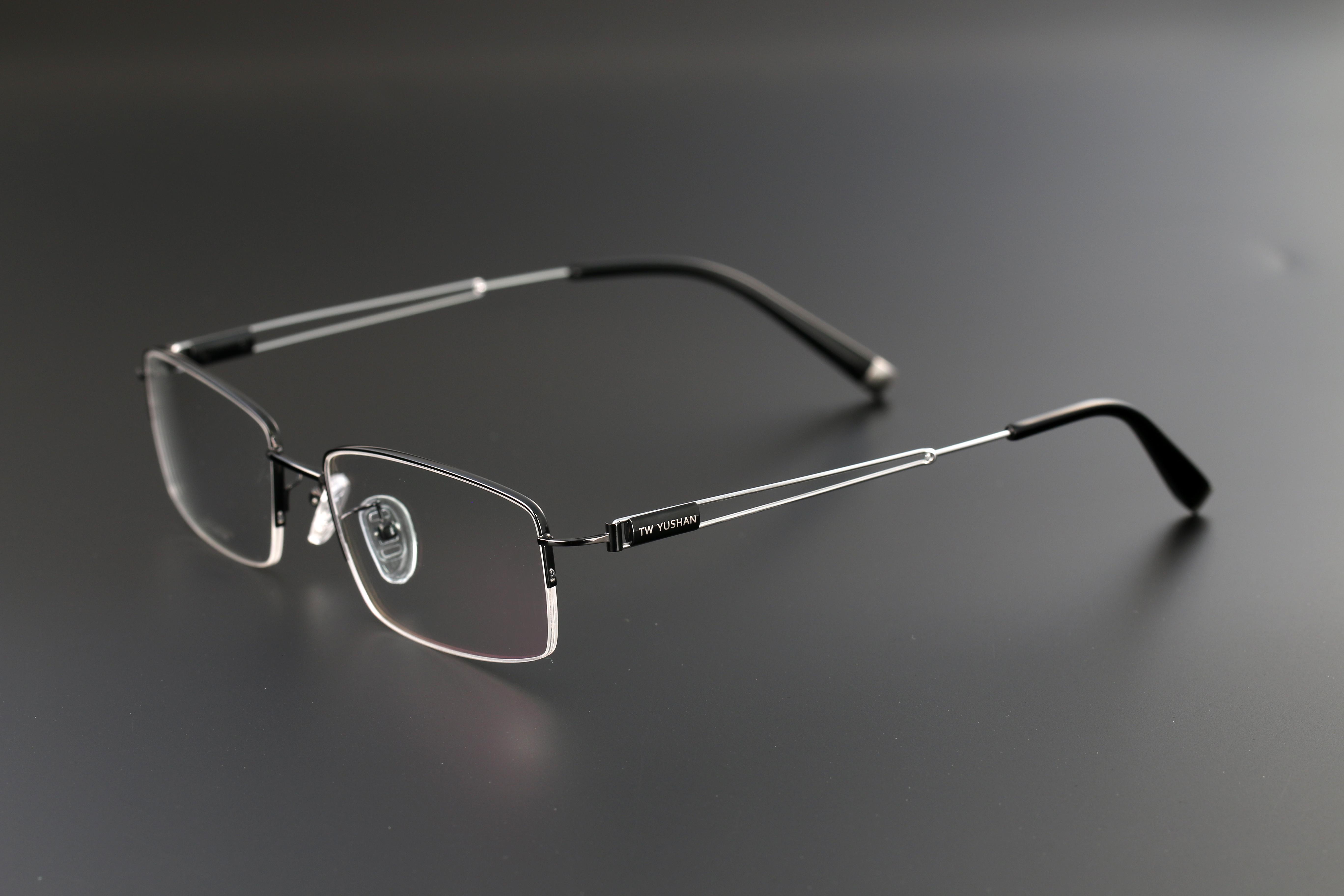 美丽岛多焦镜：眼镜发明之前，老花的人怎么办？