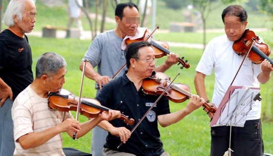 美丽岛多焦镜：老花了不可怕不必遮掩，只需一副享受舒适生活